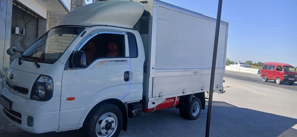 Kia sotiladi pirapan mator xama joyi zur ishlaydi aybi yuq yili 2015