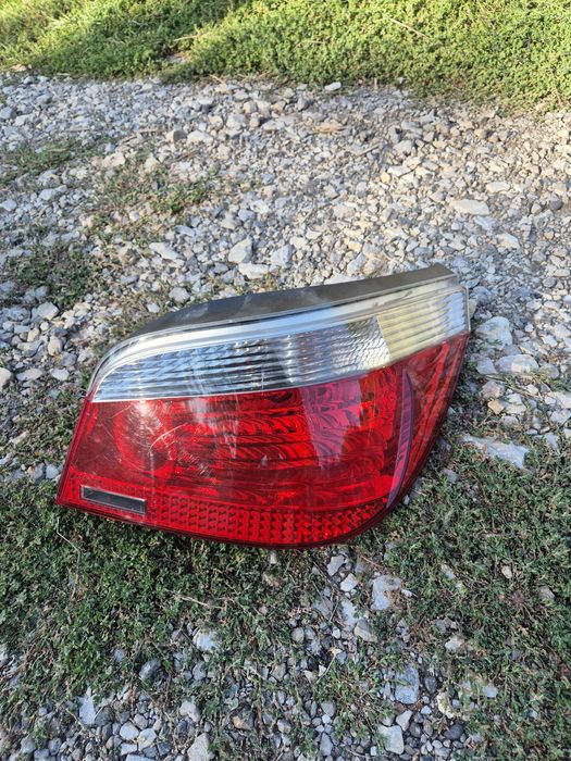 Фаровете и стопове за бмв е60 преди фейса