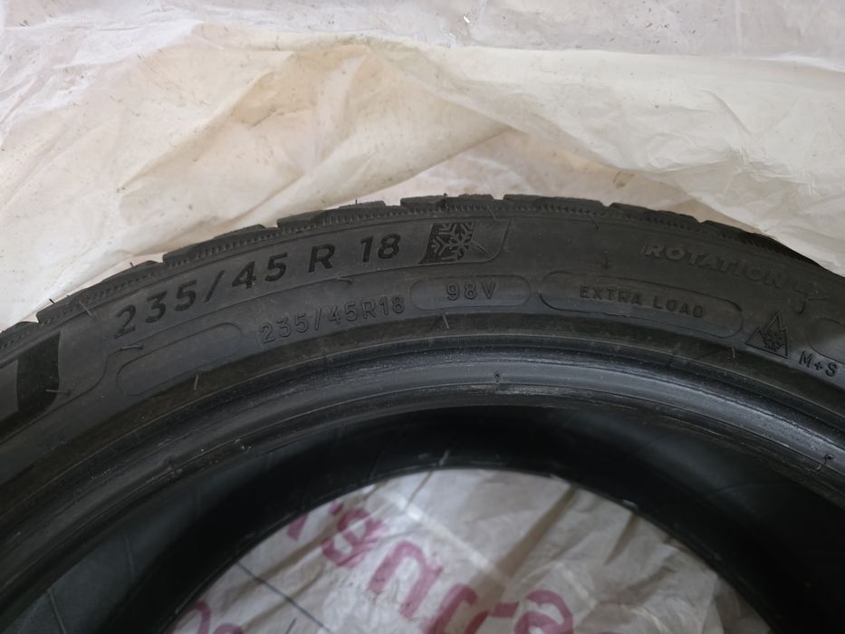 Anveloape 235 45 18 Michelin tesla DOT 2022, 4 bucati