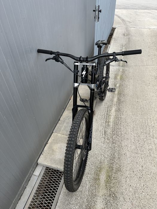 Specialized demo 8 27.5“ велосипед / колело