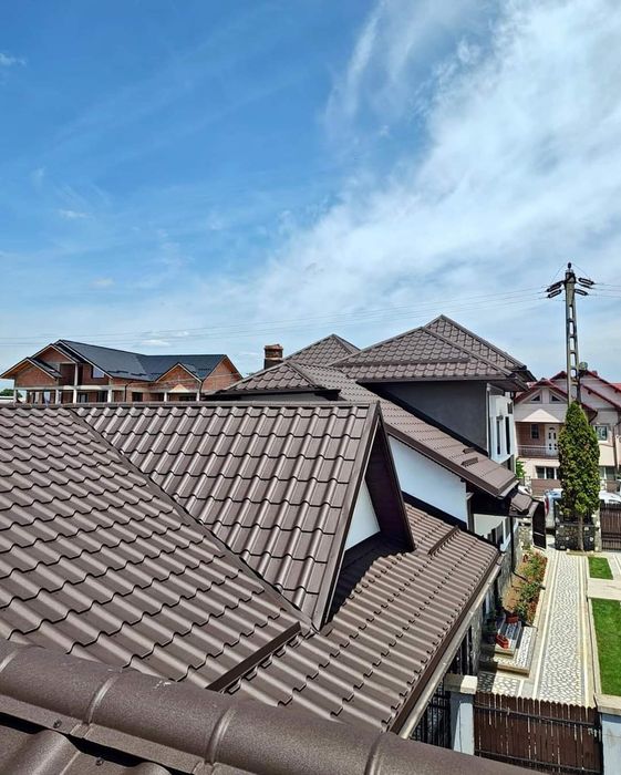 Executam acoperisuri montaj țiglă metalica dulgherie reparați acoperis