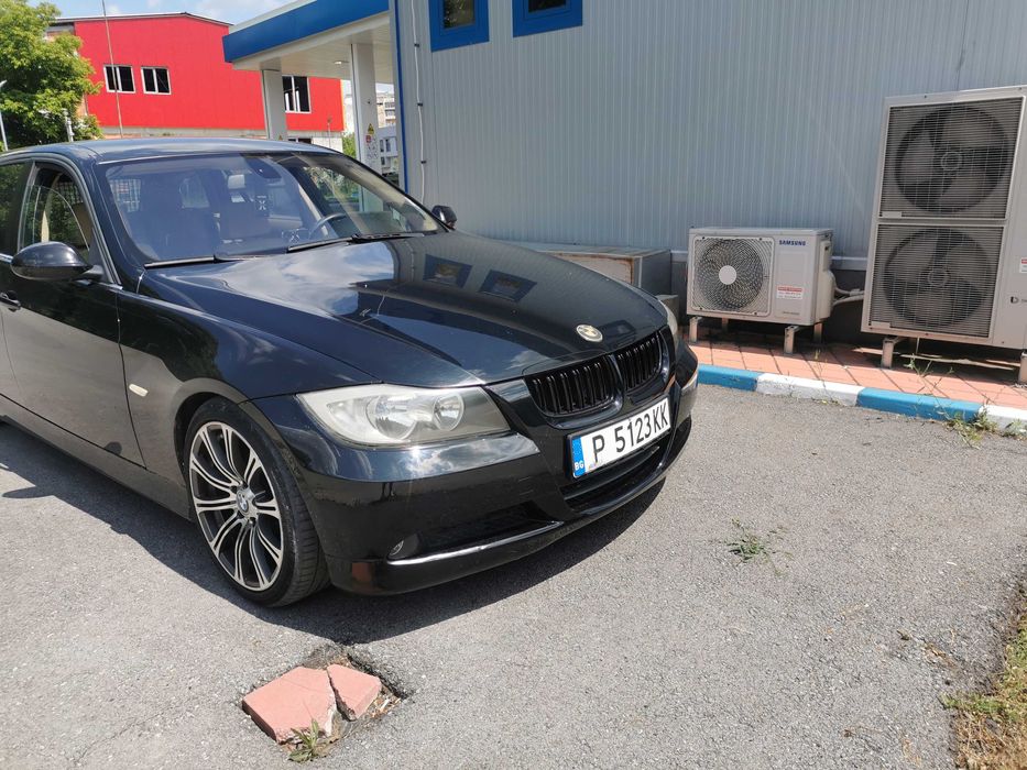 BMW325iКолатсъстояние. Нови летни гуми 18навргпредимесеца.