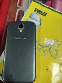 Продается Самсунг телефон S4 в хорошем состоянии