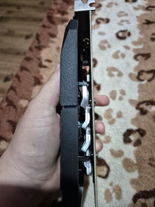 Vand Placa Nvidia Gt 1030 2 gb