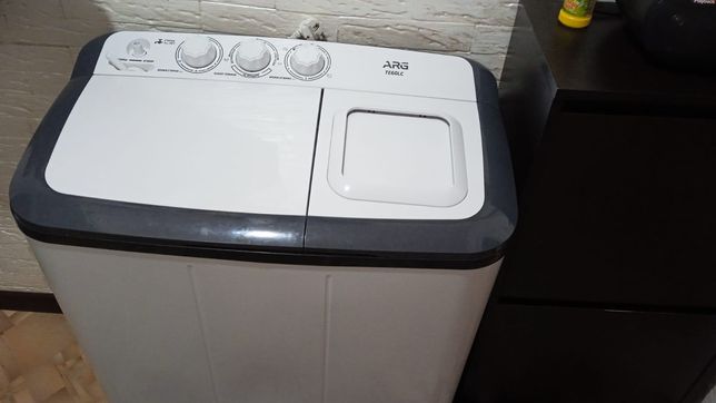 Продаётся стиральная машинка полавтомат
