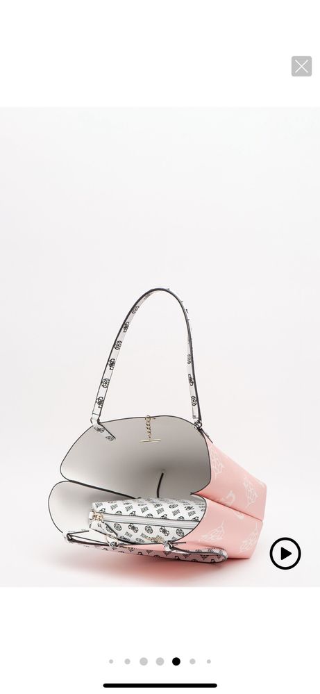 Розова чанта guess