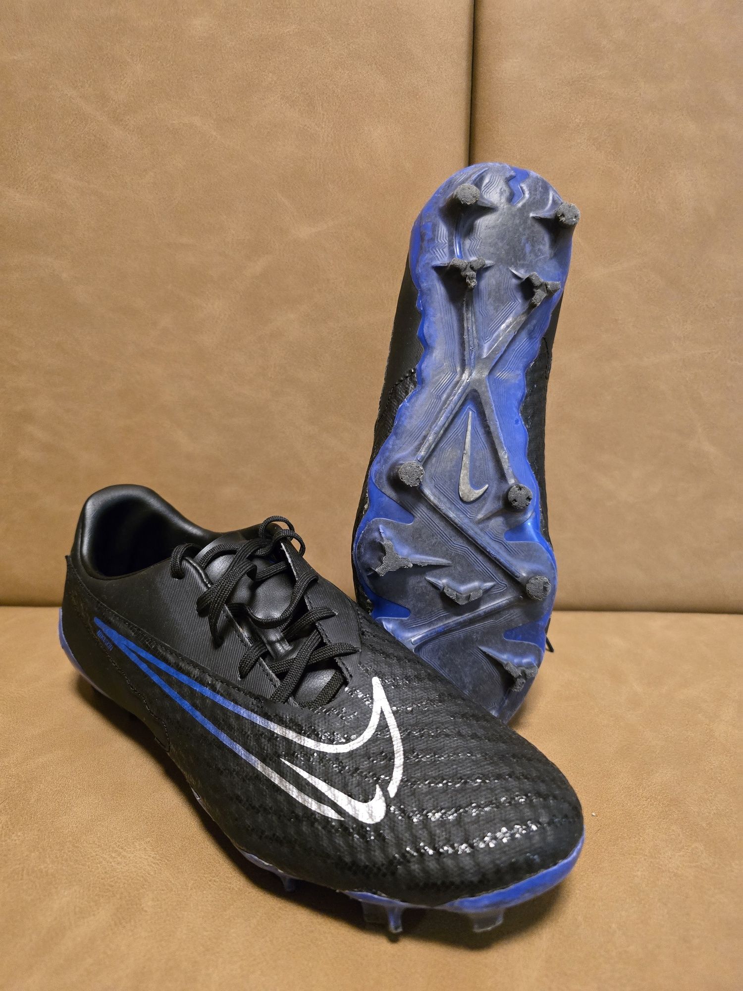 Nike Phantom футбол 42 номер