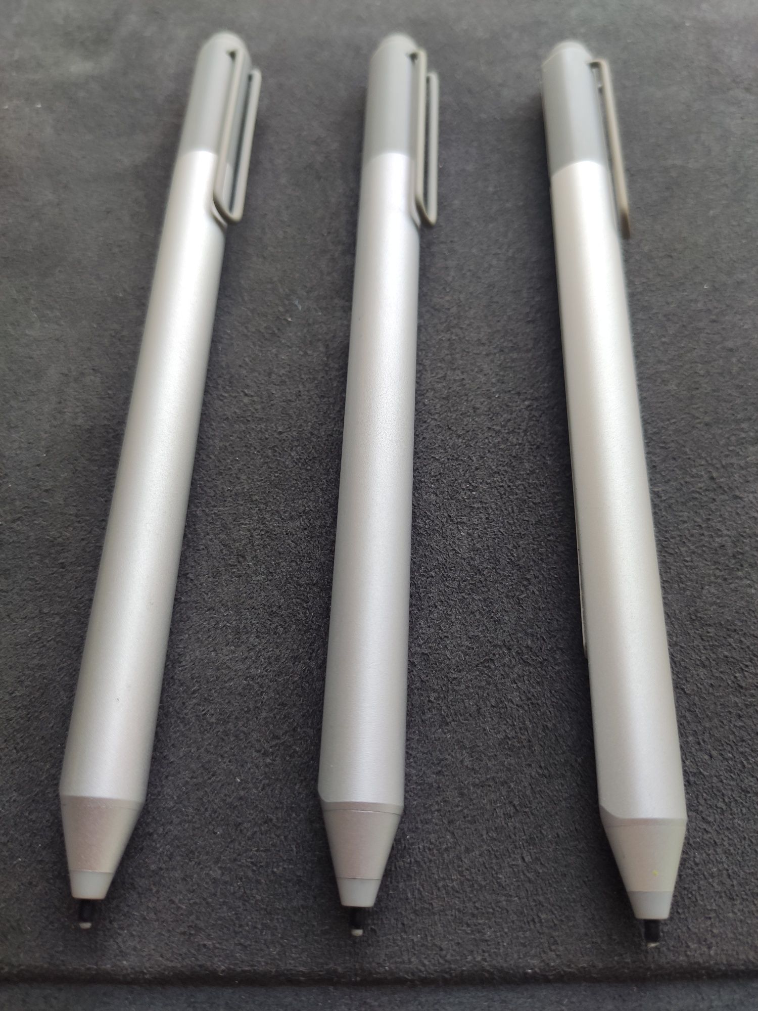 Surface pen б.у  цвет серый черный Slim pen