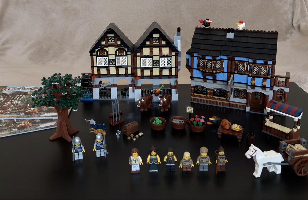 Lego 10193 Medieval Market Village