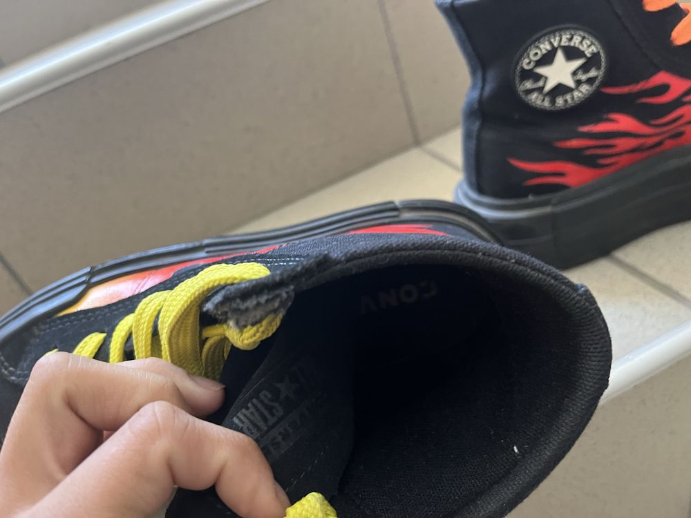 Converse chuck Taylor All star cruise flames Hi