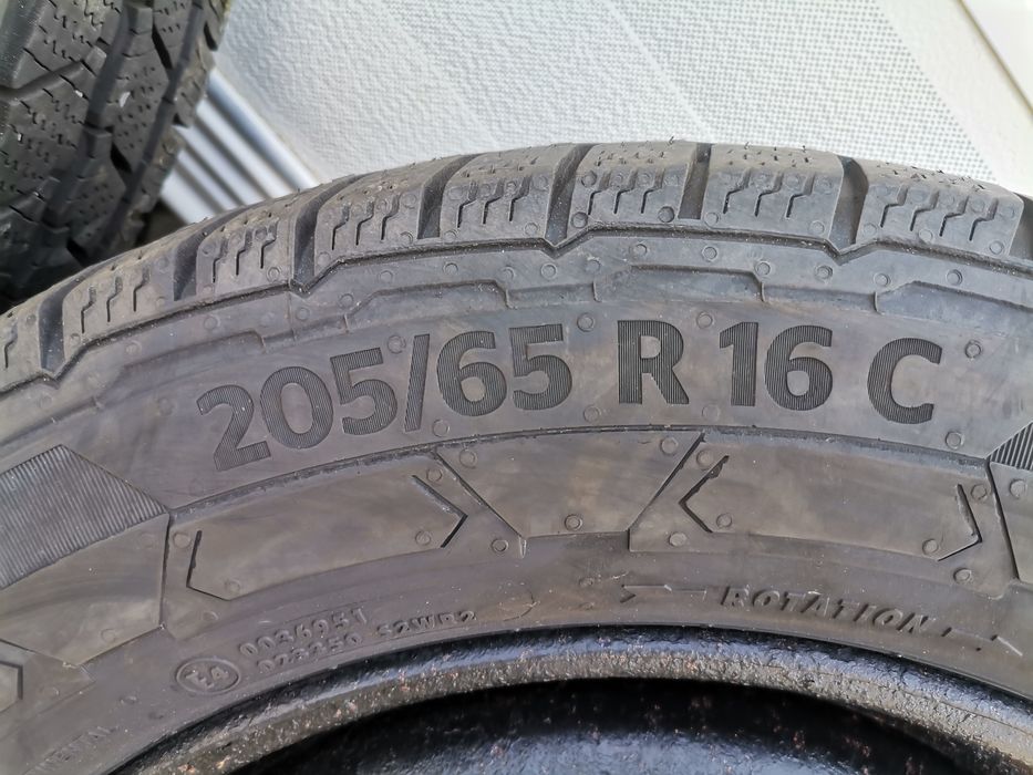 Jante tabla 5x114,3 Vivaro Trafic 2014 sus + anvelope iarna 205/65r16C