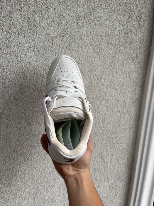 Off White out of office