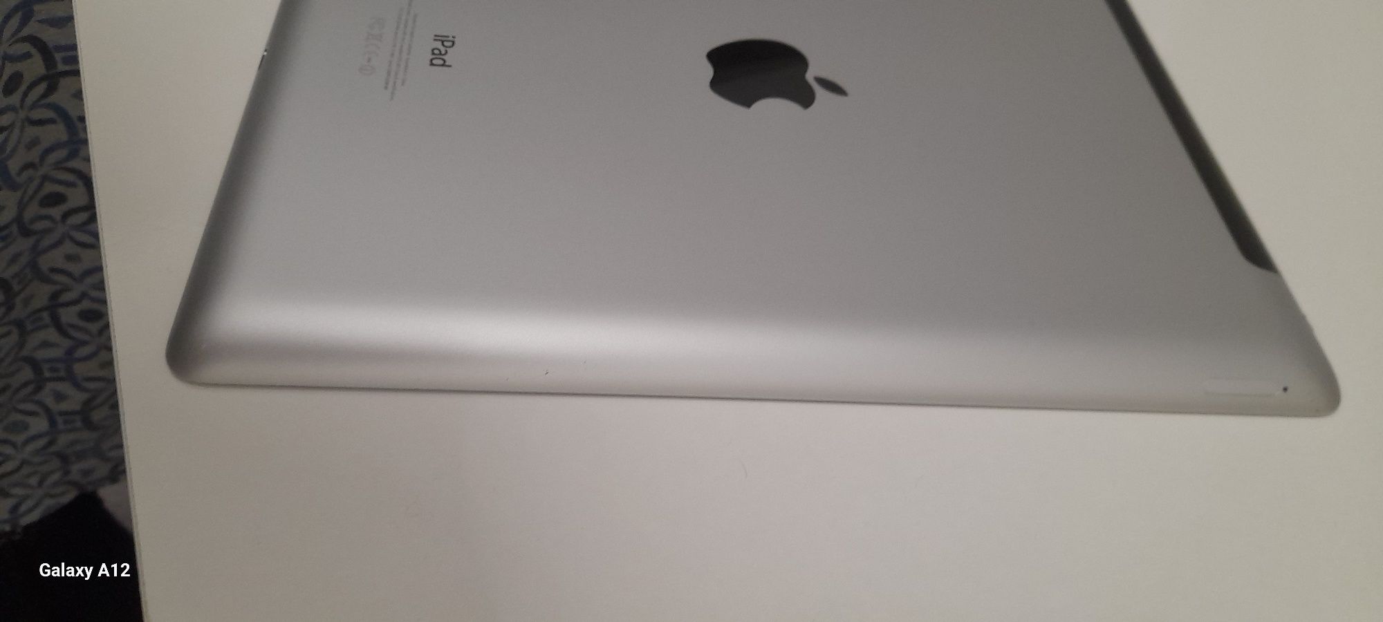 Ipad generația 4 A1460 cu sim