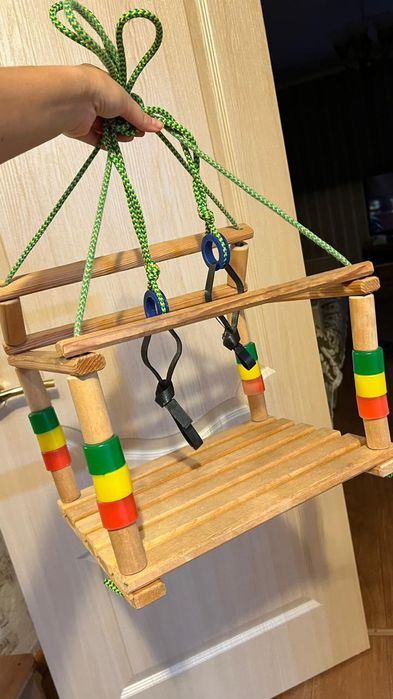 Продам качели детские