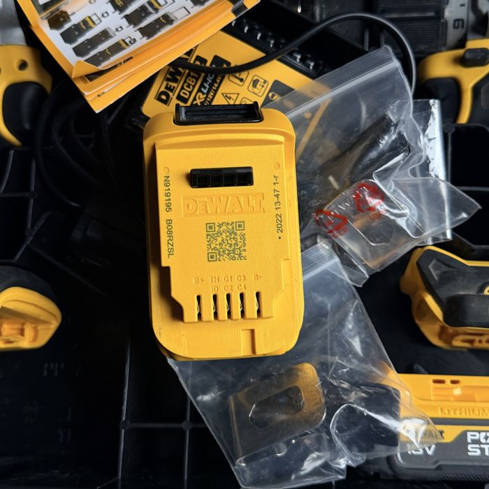 Dewalt 2/1 компактен винтоверт