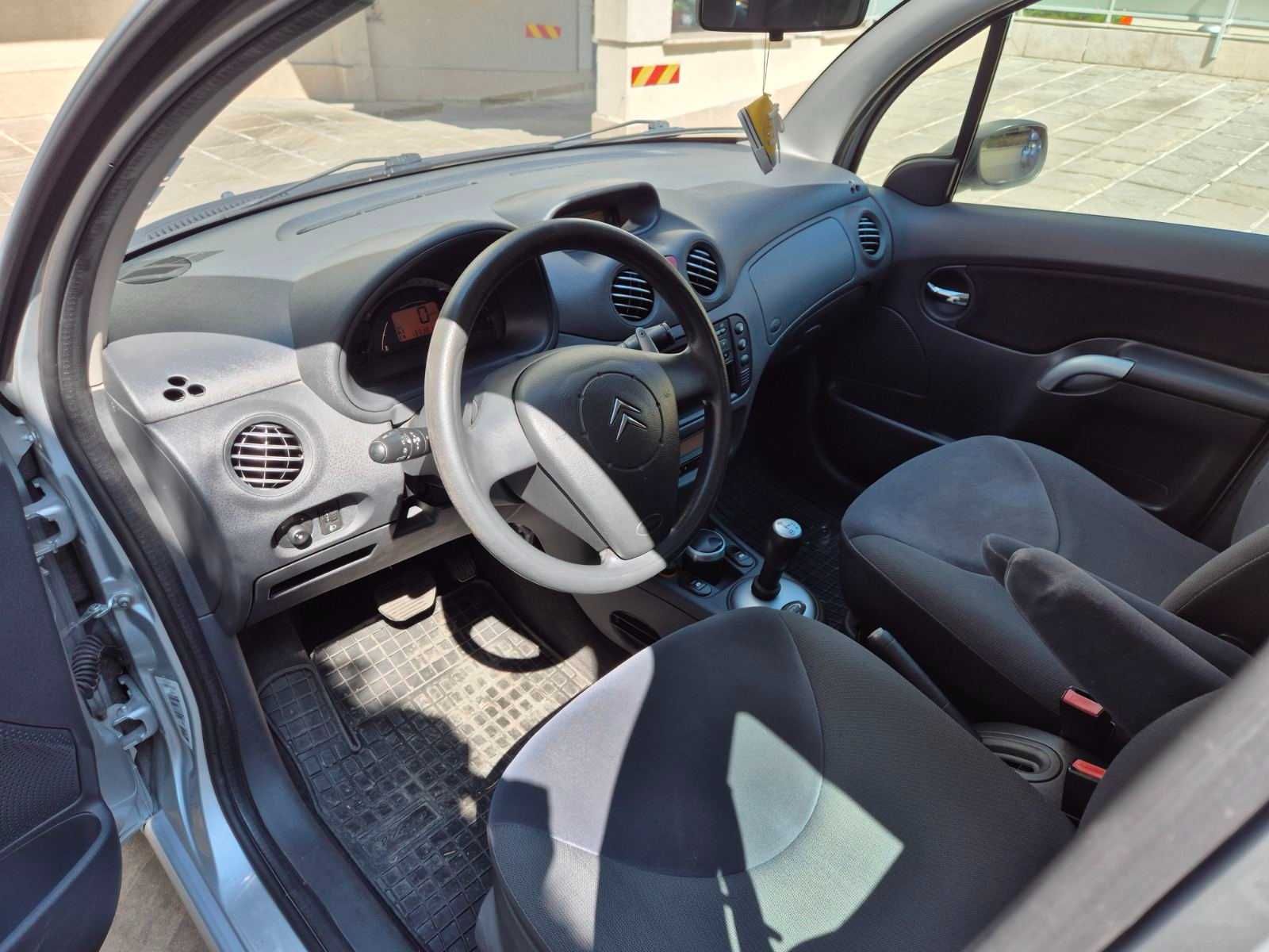 CITROEN C3 2006 г. 1.4 бензин 90 к.с. автоматик
