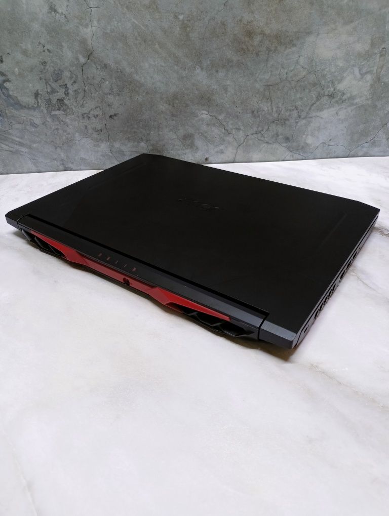 NITRO 5 144Hz RTX3050 Мощный игровой ноутбук