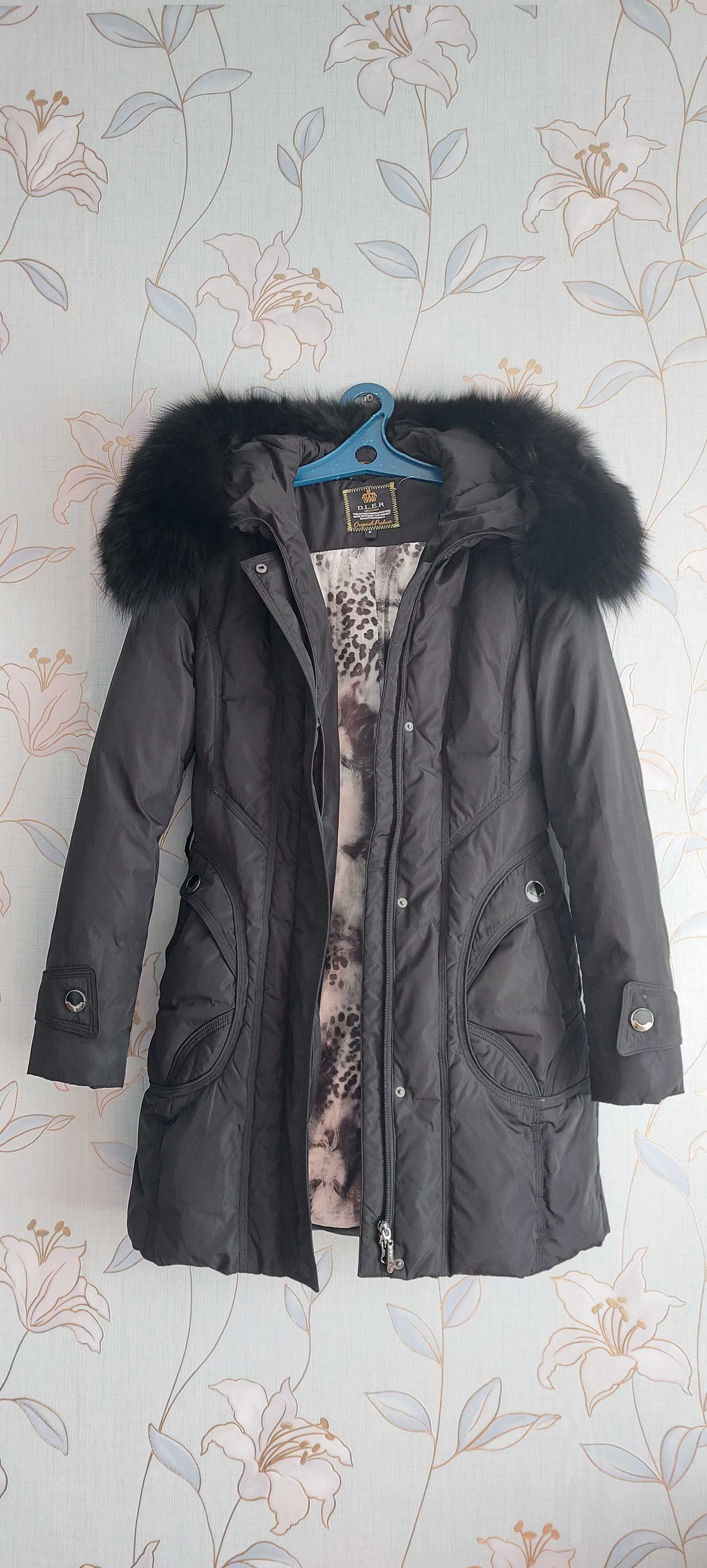 Куртка пуховик зима 42(S) размер