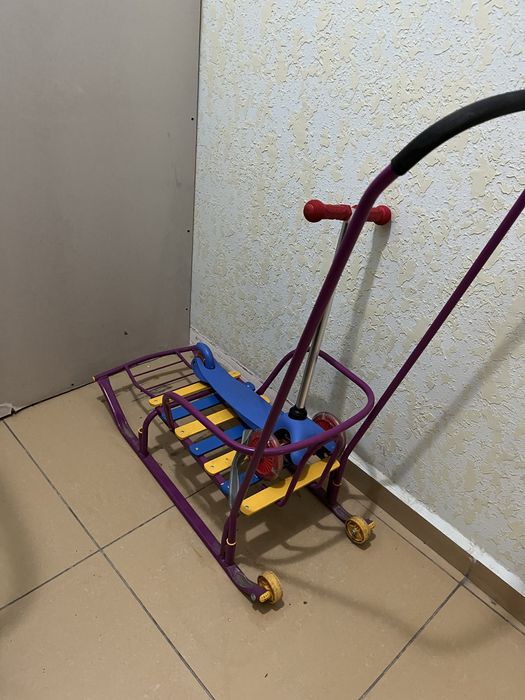 продаются санки зимние