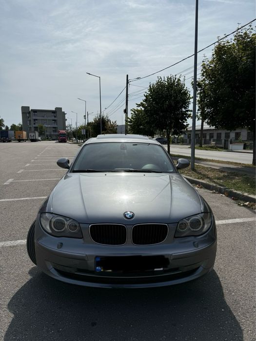 BMW Seria 1 118D – 2011 | Pachet Sport, Trapa Panoramică