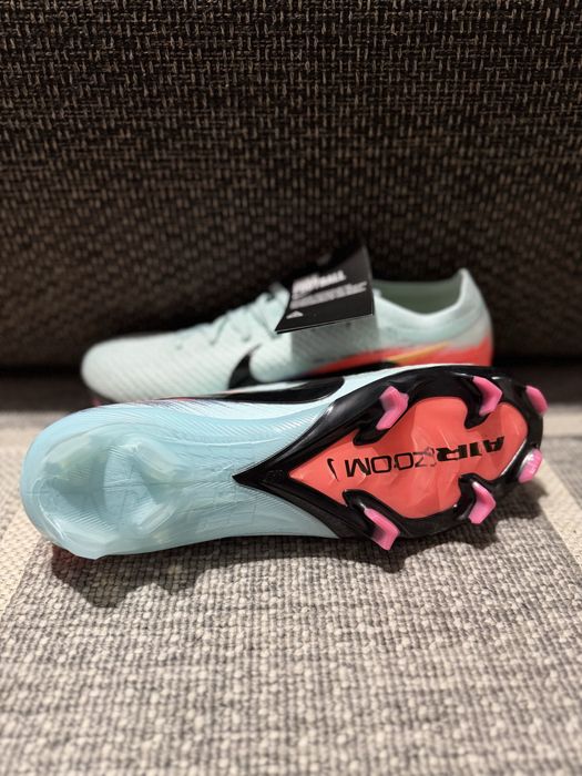 Ghete fotbal Nike Mercurial marimea 41