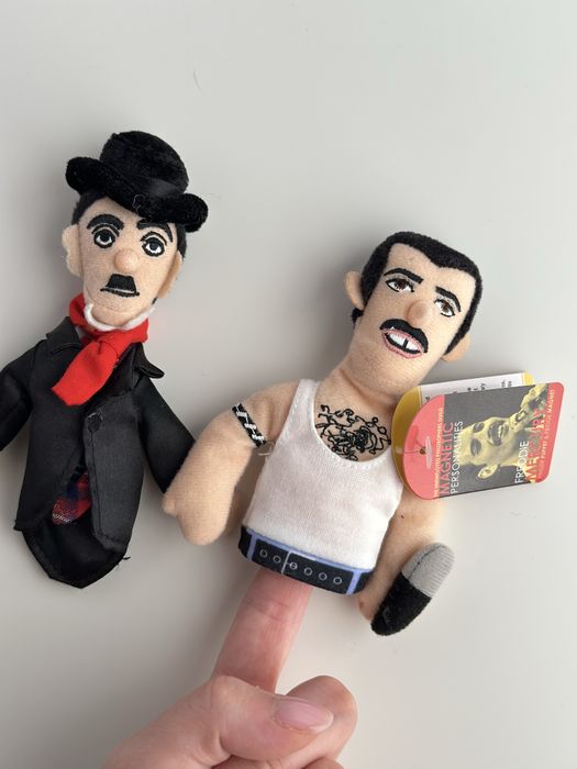 Магнитна мъпет-кукла за пръст Фреди Меркюри и Чарли Чаплин