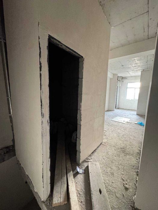 Срочно субсидияга 1 хонали уй сотилади тегида подвалиям бор 32,7+32,7