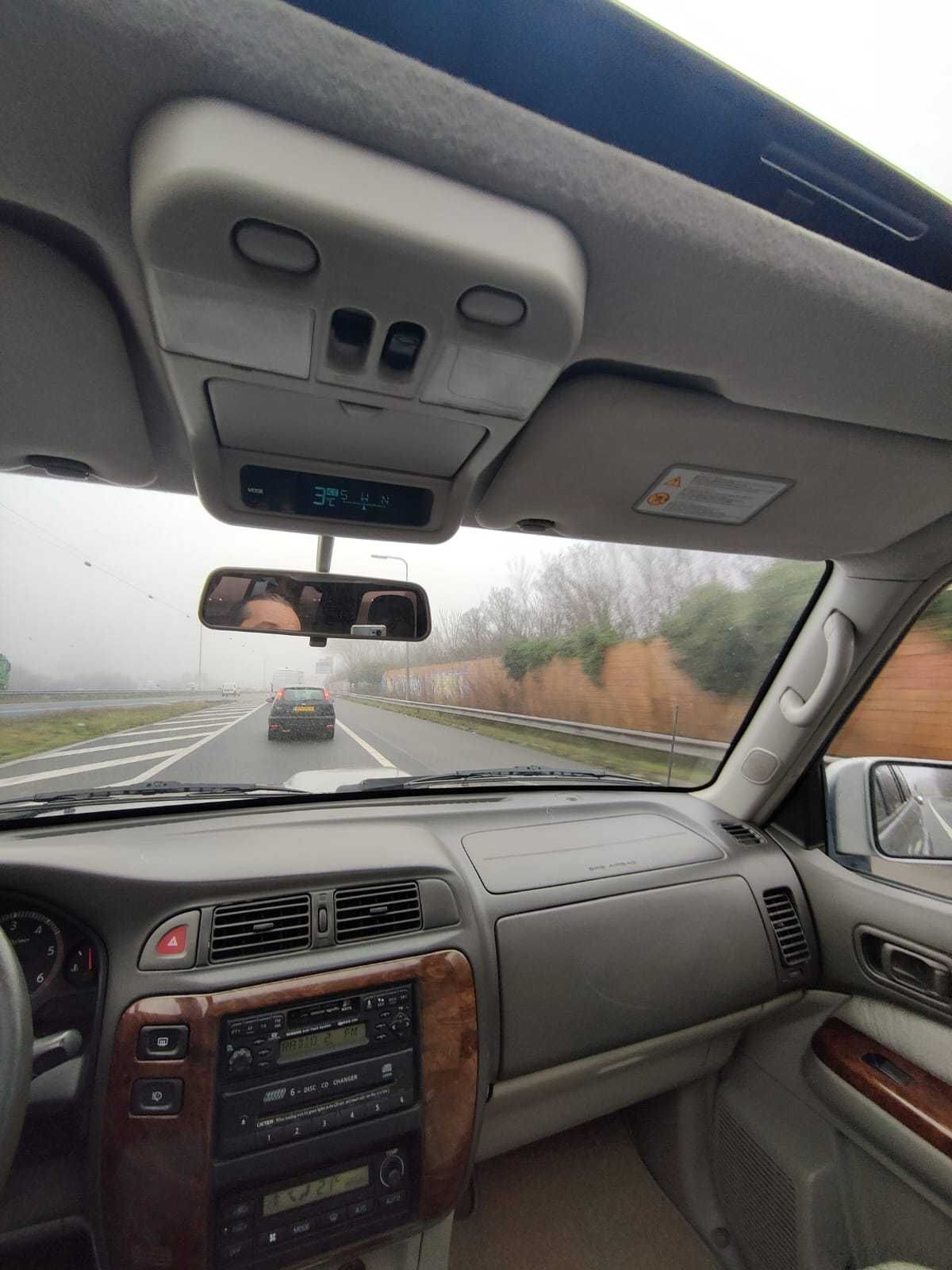 Nissan Patrol 7 locuri