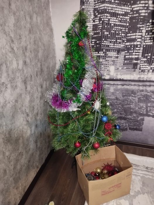 Продам в мести с игрушками