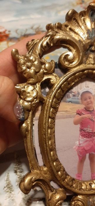 Месингова рамка за снимка ,коне пост.за  ножове,рози комплект