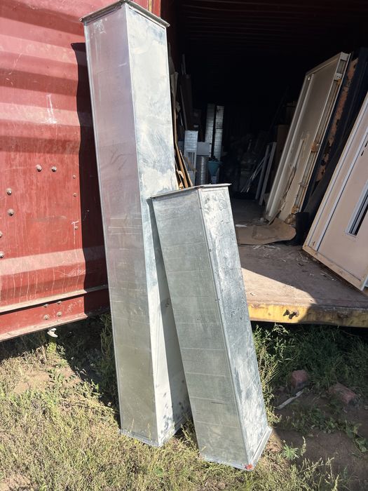 Трубы для вытяжки металлические 250х300мм. 15 метров с отводами.