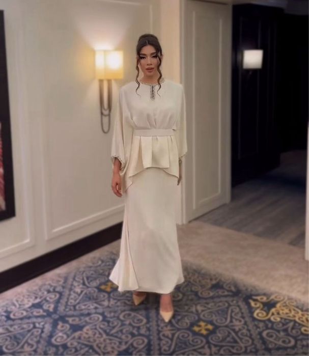 Продаеттся платье 42 размер