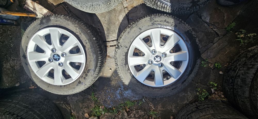 Тасове пежо 15 цола peugeot 15 цола тасове 4 бр.
