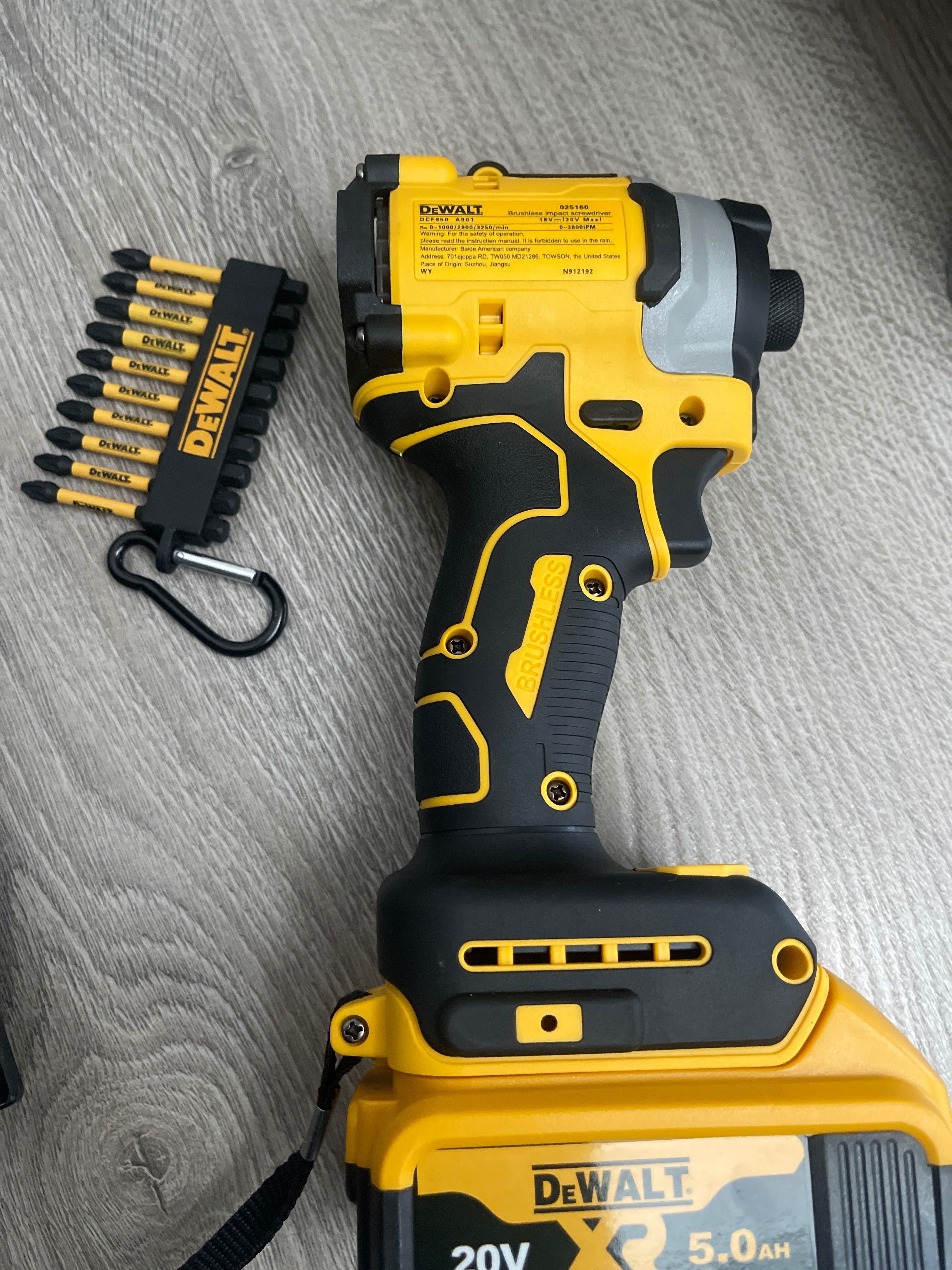 DeWalt Impact filetanta bormasina cu percutie cu baterie noua