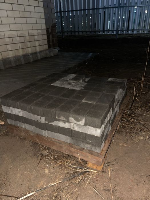 Брусчатка кирпич