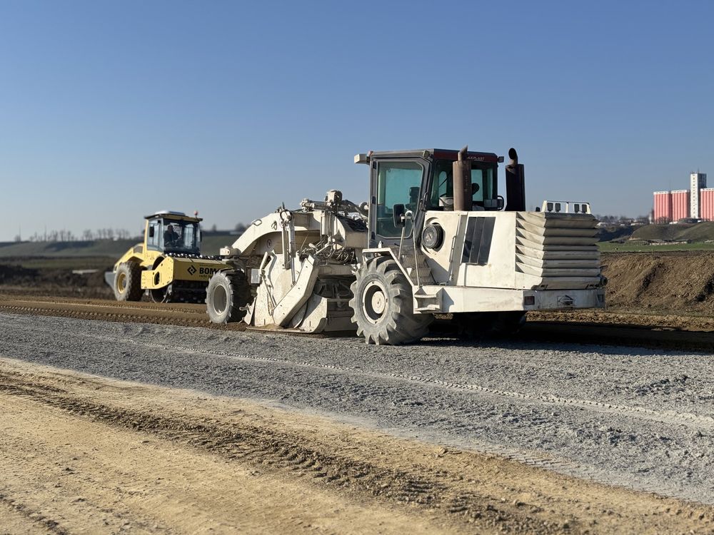 De inchiriat trusa de stabilizare pentru drumuri/autostrazi