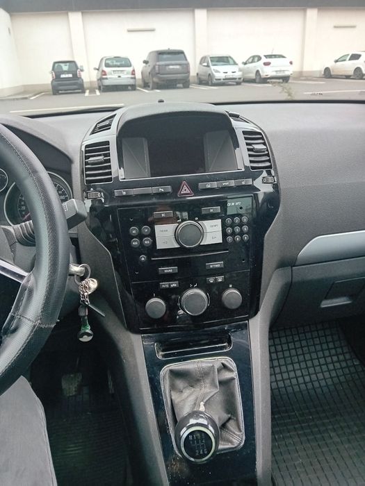 Opel Zafira 7 locuri