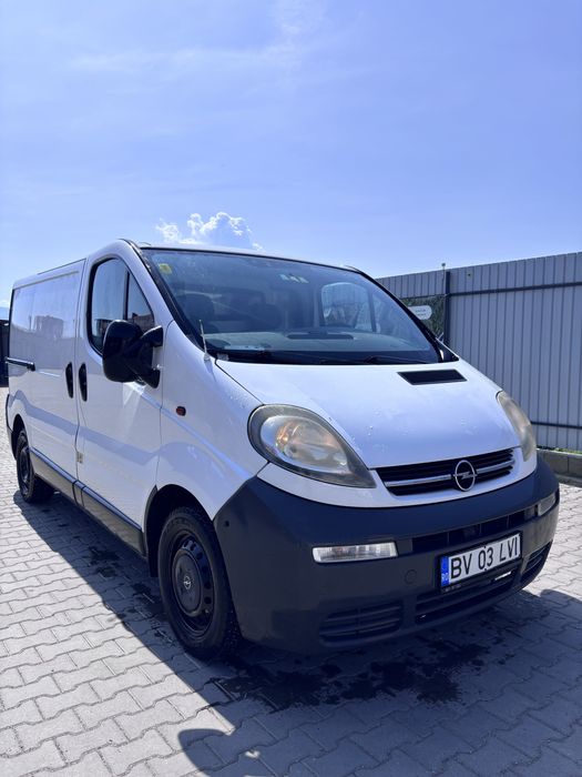 Opel vivaro 2003