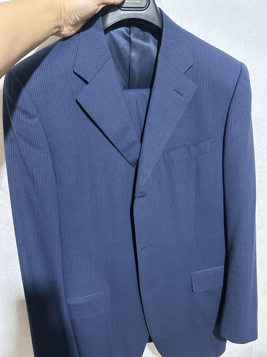 Canali , оригинал костюм в идеальном состоянии,  52 размер,