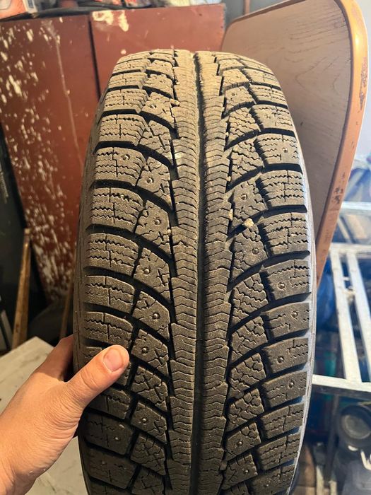Шины зимние 225/65/17