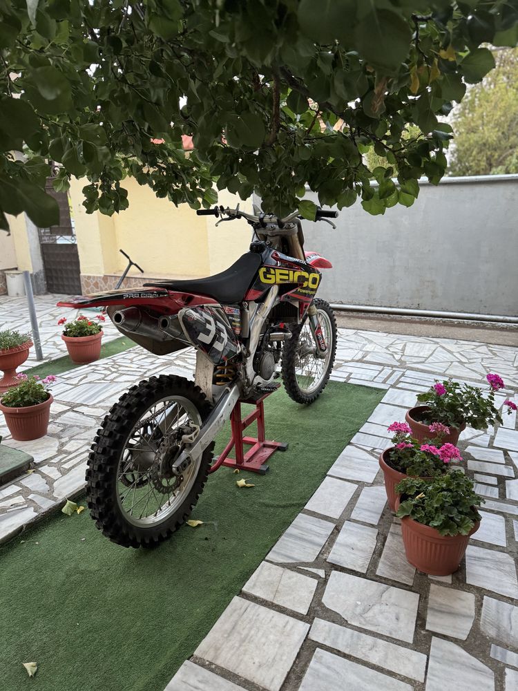 Honda crf  250 r