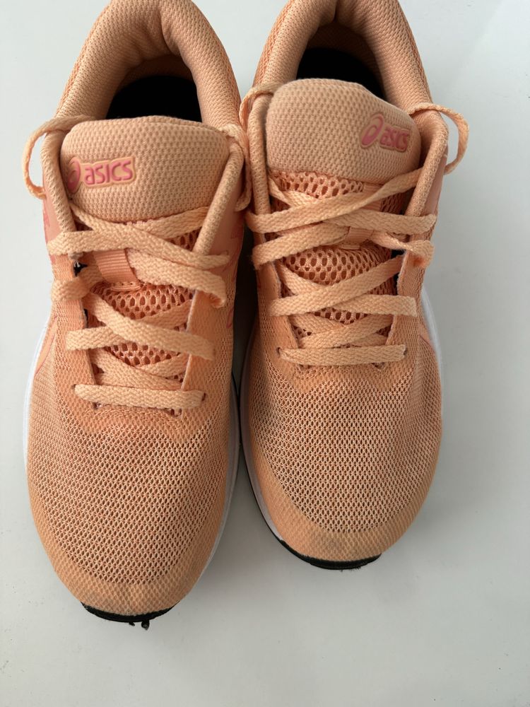 Детски маратонки Asics 37 1/2