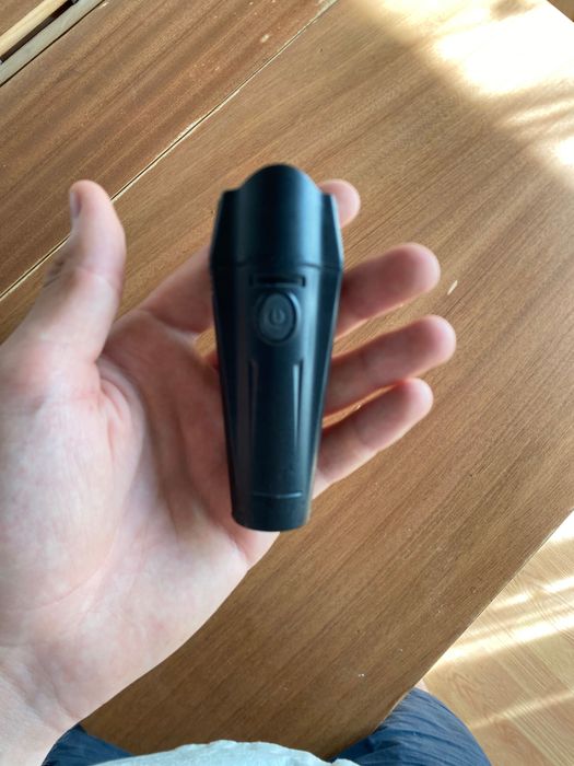 Lanterna micro-USB pentru bicicleta