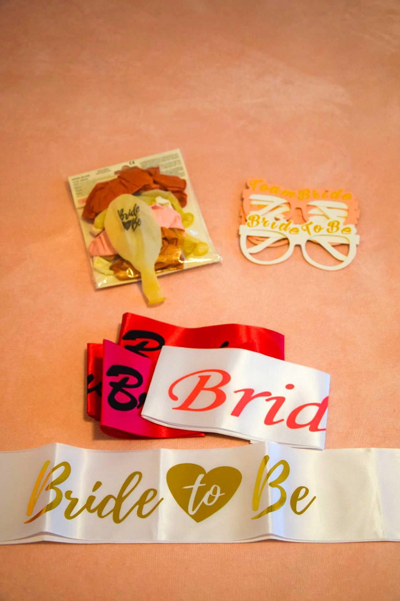 Set de accesorii pentru Petrecerea Burlăcițelor/Nuntă - Bride to Be