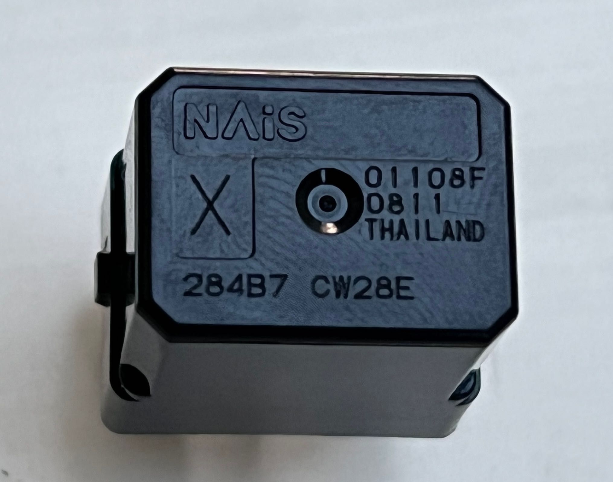 Оригинално реле Nissan control unit 284B7 CW28E