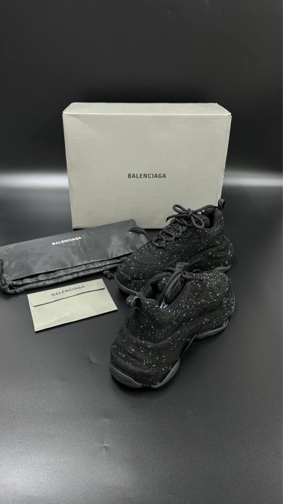 Adidasi Balenciaga Triple S premium cu strasuri 36-40 full box