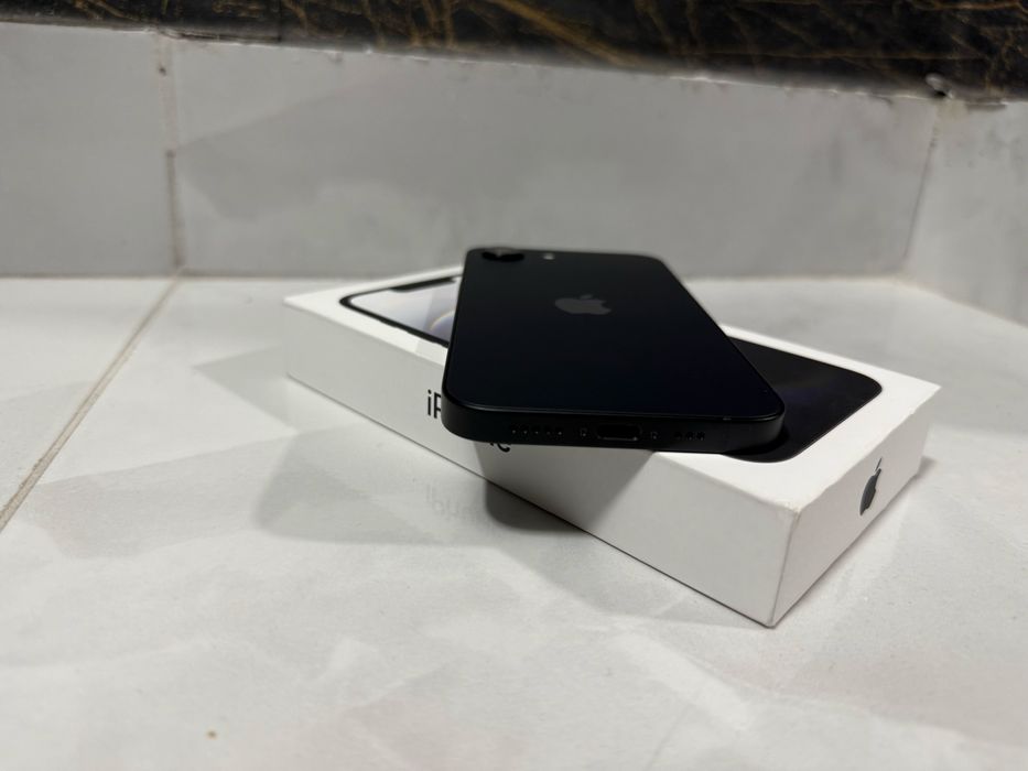 Iphone 16e, Black, 128Gb, Liber de Retea