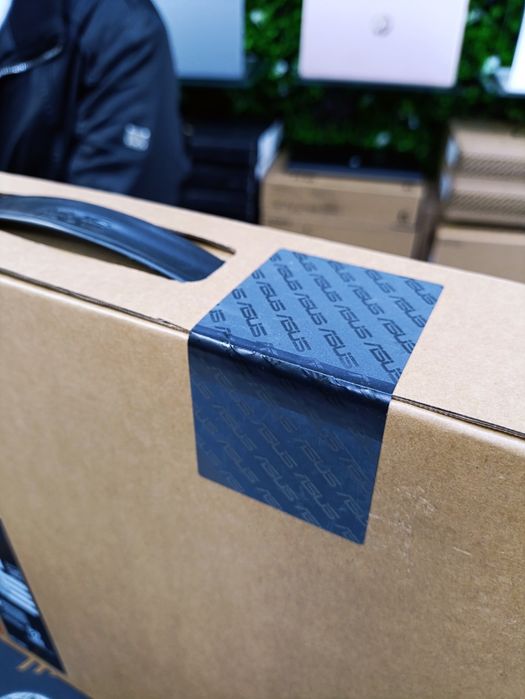 Asus VivoBook S16 OLED