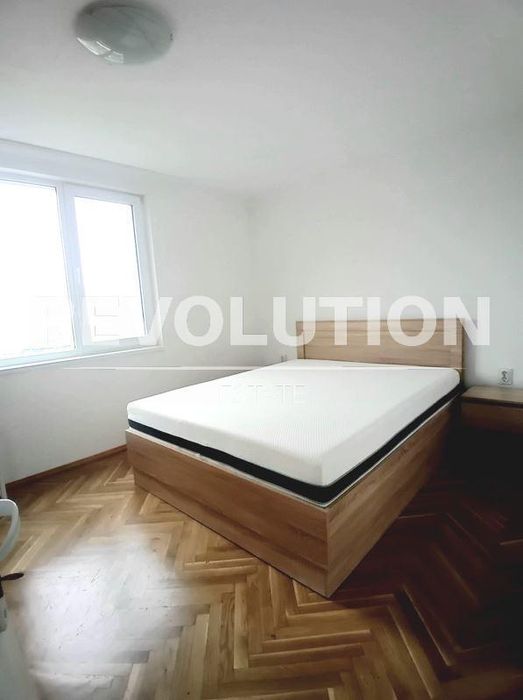 Дава се под наем Двустаен апартамент в Варна, Левски - 60 кв.м за 500 € - Снимка #3