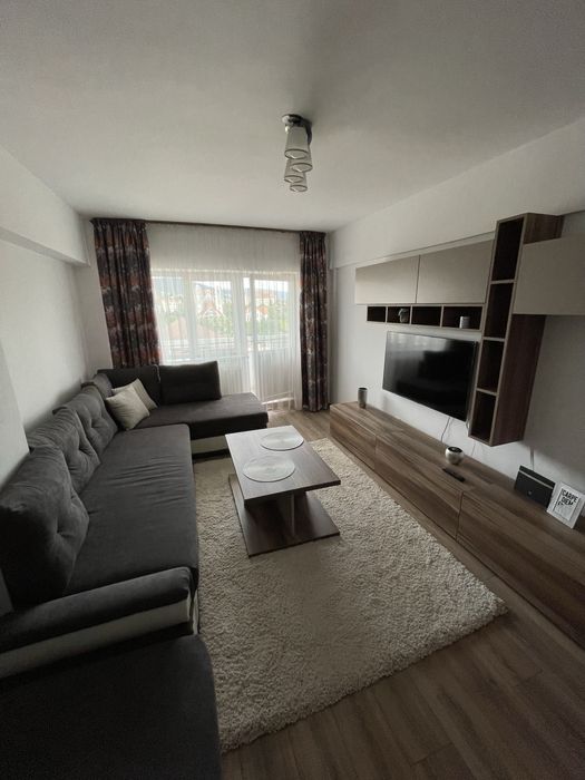 Apartament cu 2 camere de inchiriat